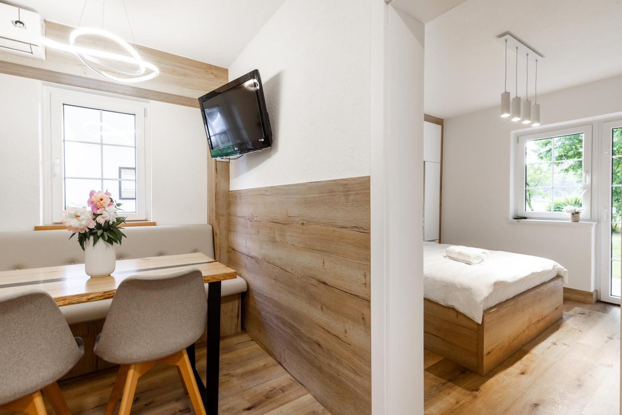 Apartment Tina Podcetrtek Ngoại thất bức ảnh